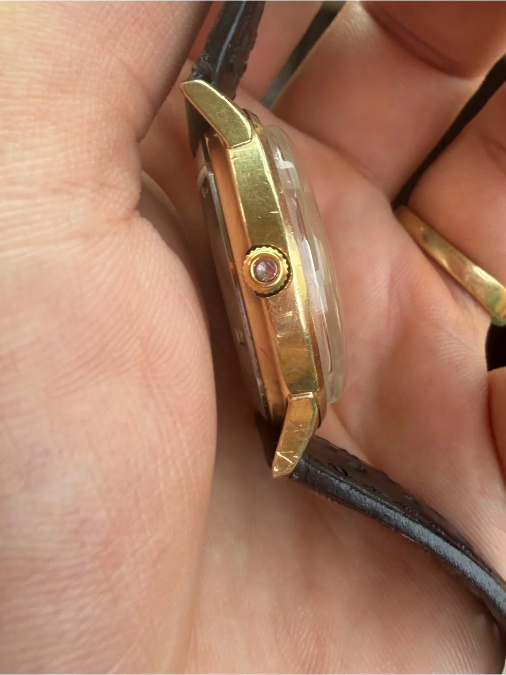 Omega 10k gold filled quartz 1370 watch